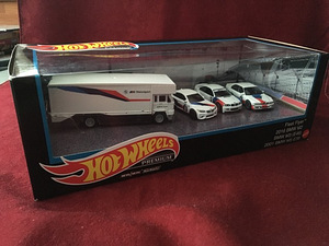 Hot Wheels Premium BMW M TEAM komplekt M2 M3 M5 E39 E46 (5 foto / 6)
