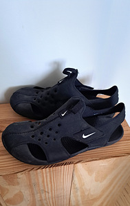 Nike sandaalid