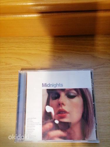 Taylor Swift CD midnights