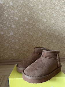 Laste mini-UGG saapad NEXTilt (1 foto / 3)