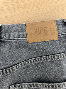 Широкие джинсы BDG (4 фото из 4)
