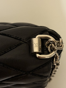 Louis Vuitton Black Quilted Leather GO-14 Malletage (4 foto / 7)