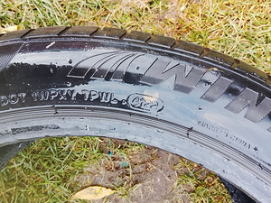 Летние шины R18/45/235 Winrun. (3 фото из 3)