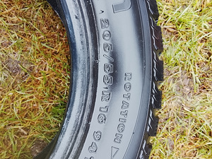 Naastrehvid R16/55/205 Nokian (4 foto / 4)