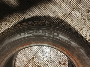 Naastrehvid R15/65/195 NOKIAN (2 foto / 4)