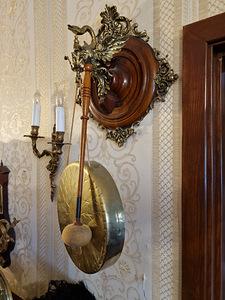 Gong skulptuur (4 foto / 4)