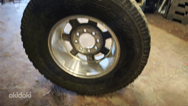 Müüa kasutatud rehvidega velg HAMMER H2 17 tolli