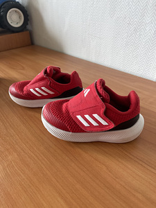 Adidased (2 foto / 2)