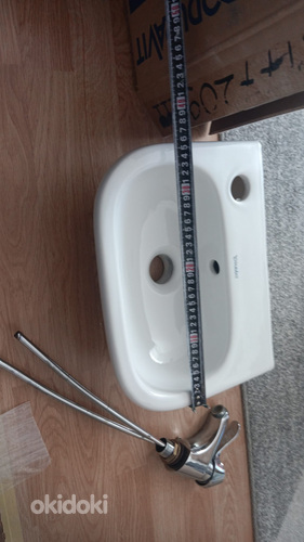 Valamu (Duravit) 36×27 cm ja segisti (Gustavsberg Nordic)