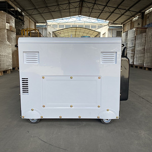 Vaikne diiselgeneraator, kolmefaasiline 5 kW (8 foto / 9)