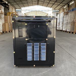 Vaikne diiselgeneraator, kolmefaasiline 5 kW (6 foto / 9)