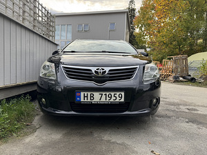 Auto (4 foto / 8)