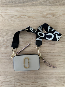 Сумка Marc Jacobs Snapshot 100% оригинал (1 фото из 7)
