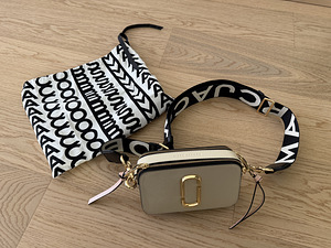 Сумка Marc Jacobs Snapshot 100% оригинал (5 фото из 7)