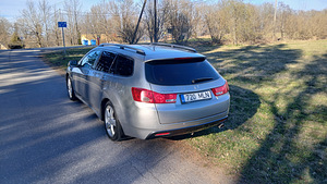 Honda Accord 2008 (4 foto / 6)