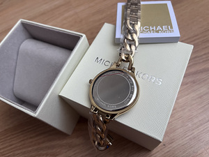 Женские часы Michael Kors MK3222 (2 фото из 5)