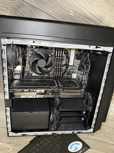 Fast sale gaming computer ,predator rtx 3070 (6 foto / 6)