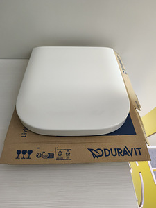 Крышка унитаза Duravit,Slow Close (1 фото из 5)