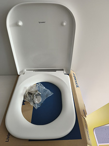 Крышка унитаза Duravit,Slow Close (3 фото из 5)