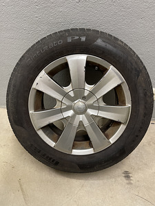 RS valuveljed 15” Pirelli suverehvidega 195/65/15 (1 foto / 5)