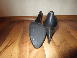 Mustad kingad 37-37,5 (3 foto / 3)