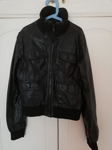 Must nahkjope/ nahktagi H&M, 158cm (2 foto / 3)