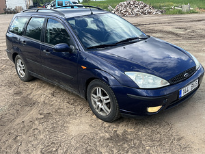 Ford Focus (4 фото из 5)
