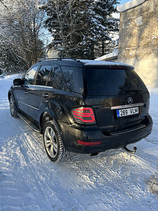 Mercedes-benz Ml 420cdi (3 foto / 8)