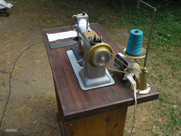Швейная машина (фото #2)