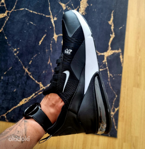 Кроссовки Nike Air Max 270, новые. (фото #1)