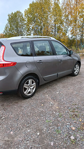 Renault grand scenic (4 foto / 5)