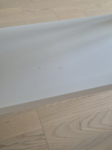 Annan ära riiuli ikea lack (2 foto / 4)