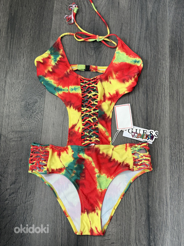 Новый купальник Guess размер S