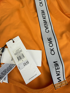 Uus Calvin Klein trikoo s ja m (1 foto / 6)