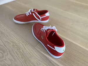 Lacoste meeste jalatsid, 44 suurus (2 foto / 4)