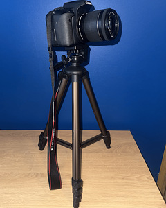 Canon EOS 750D - Komplekt! (6 foto / 8)
