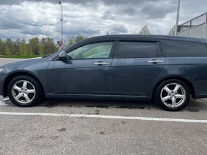 Продам Honda Accord 7 Tourer (9 фото из 11)