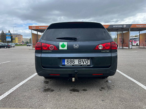 Продам Honda Accord 7 Tourer (5 фото из 11)