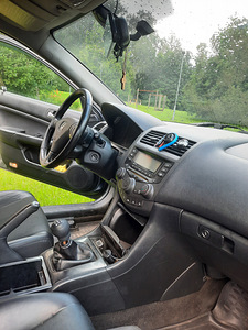 Продам Honda Accord 7 Tourer (8 фото из 11)