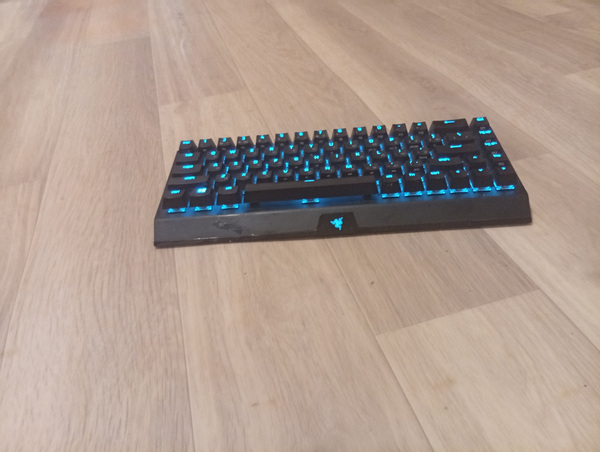RAZER BLACKWIDOW V3 MINI HYPERSPEED klaviatuur