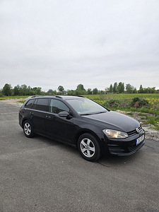 Volkswagen Golf (2 foto / 10)