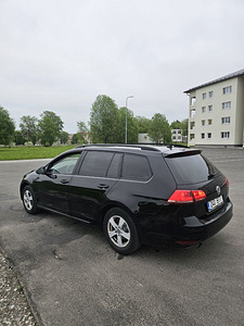 Volkswagen Golf (4 foto / 10)