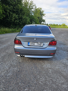 BMW e60 (2 foto / 6)