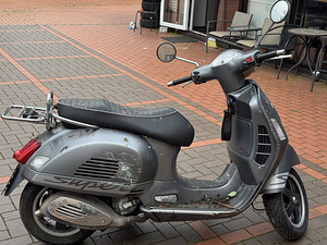 Piaggio vespa super sport 125 (5 foto / 10)