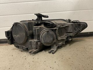 Audi A4 (B8) vasakpoolne esimene LED tuli 2012-2014.a. (4 foto / 4)