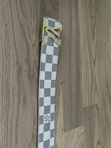Ремень Louis Vuitton (1 фото из 2)