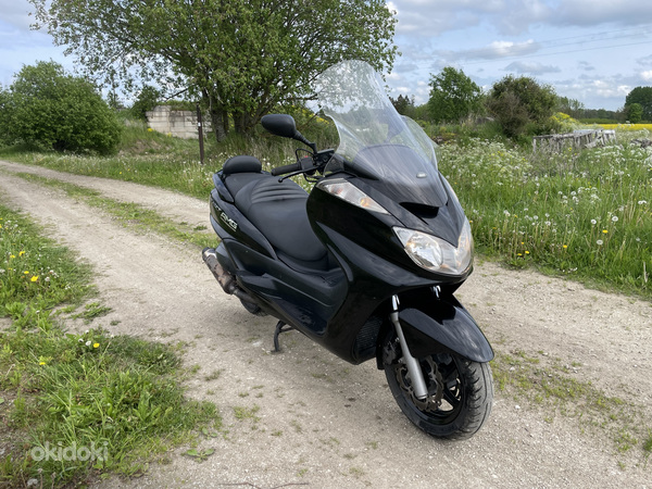 M: ROLLER YAMAHA MAJESTY 400