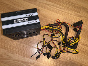 Toiteplokk | CHIEFTEC 700W Smart Series toiteplokk (2 foto / 9)