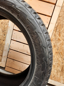 Зимние шины Hankook 235/50/r18 шипованные шины (3 фото из 3)