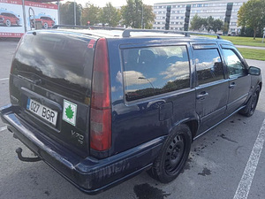 Volvo V70 - DIESEL manual 1998 (3 foto / 5)